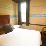 Mcmenamins White Eagle Rock & Roll Hotel