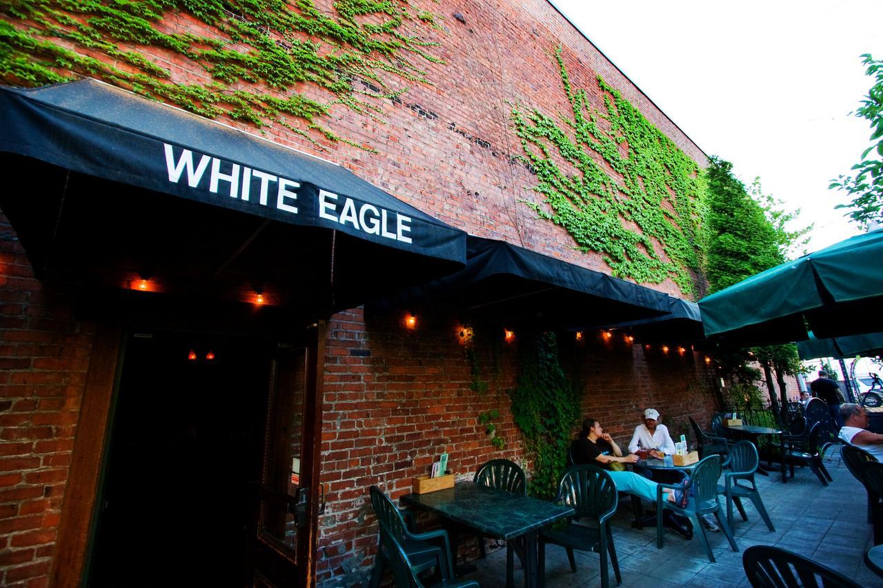Hotel Mcmenamins White Eagle Rock & Roll